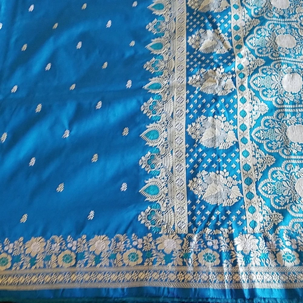 Turquoise blue saree silk read 3x blouse